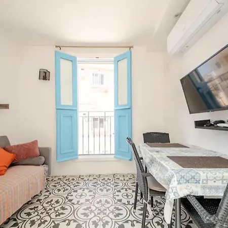 ゲストハウス 2 Min Walk From Mdina Townhouse ラバト